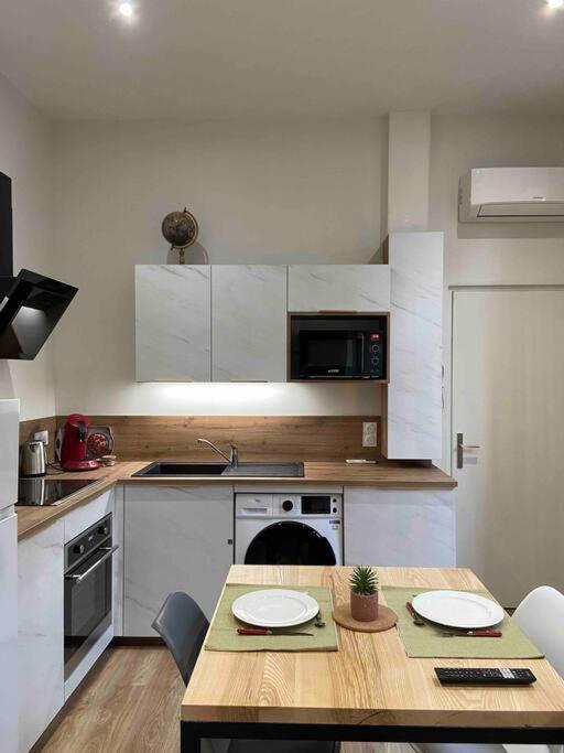 Logement Entier-Clim-100%Equipe-Hypercentre-Balcon 브리브라가야르드 외부 사진